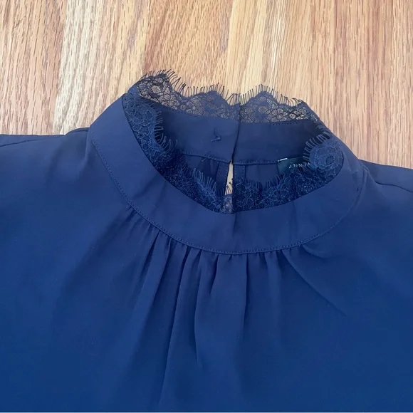 Ann Taylor Navy Blue Lace Trim Blouse – Size Small - Picture 4 of 11